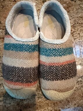 Keen Women's Cream Lined Slip-On Shoe